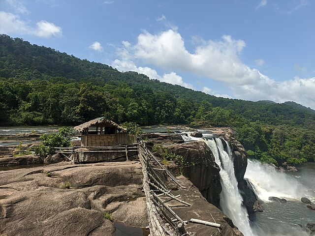 Athirappilly_waterfalls