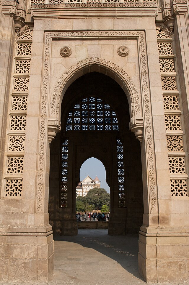 Gateway_of_India_-_Mumbai