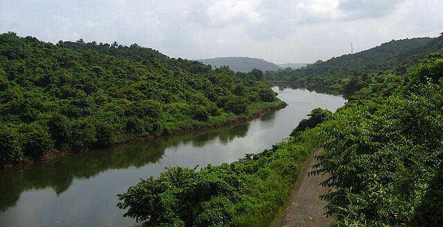 indias_Konkan_Railway