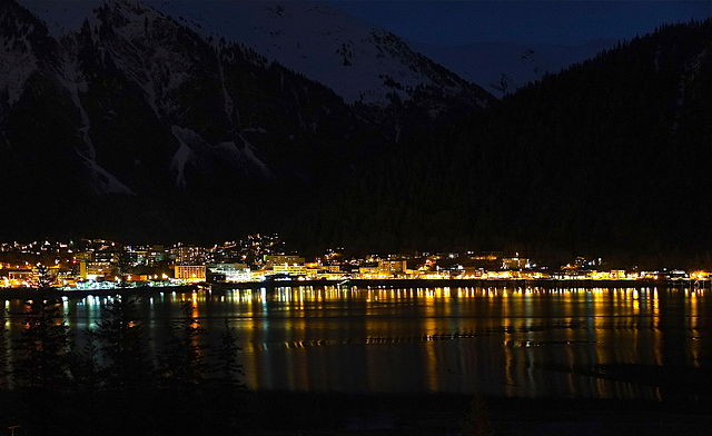 Downtown_Juneau_Alaska_at_night