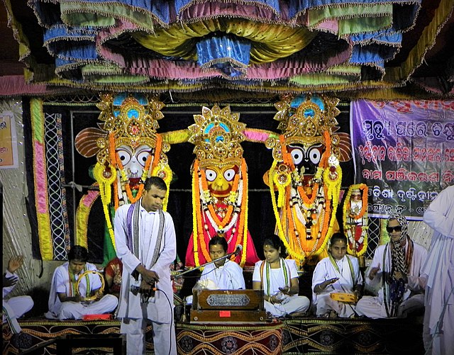 jagannath_puri_beach