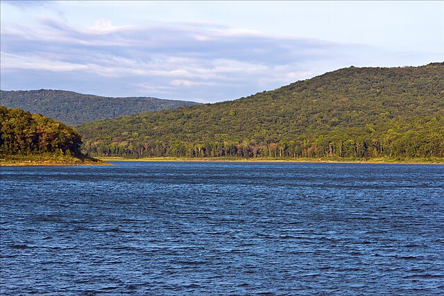 Lake_Fort_Smith