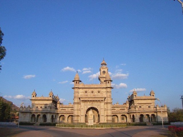 Mayo_college_in_a_sunny_day