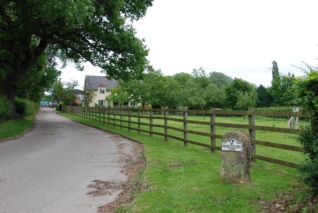 Moors_Covert_Farm_