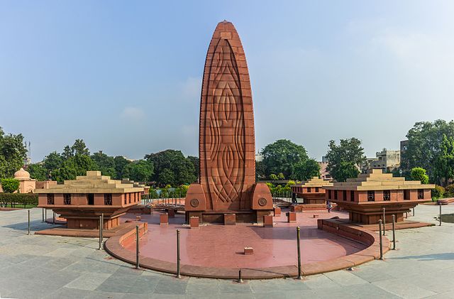 Panorama_of_Jallianwala_Bagh