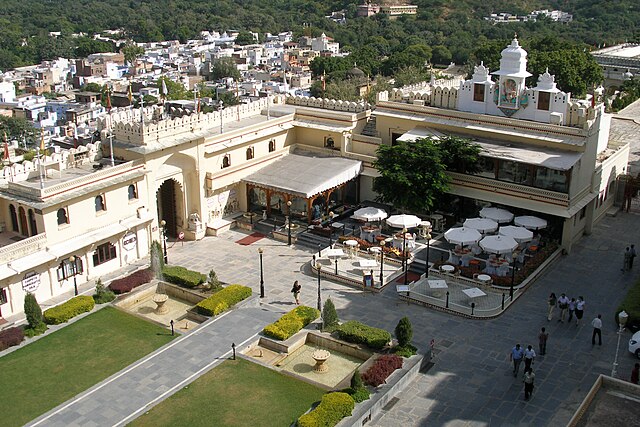 jaisalmer_to_udaipur_distance