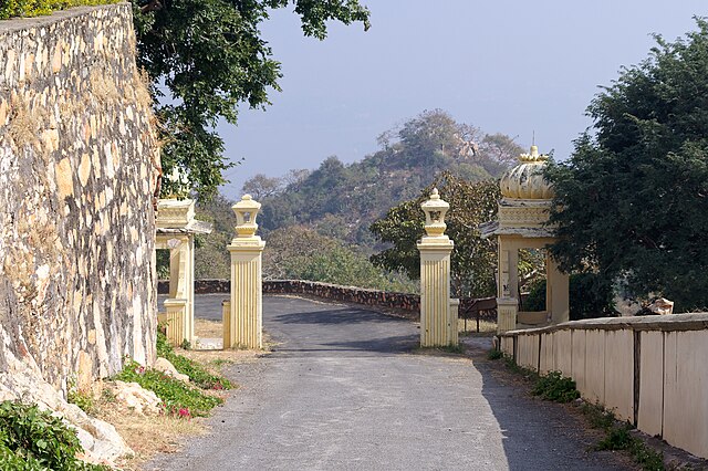 udaipur_to_chittorgarh_distance