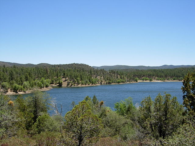 Lynx_Lake