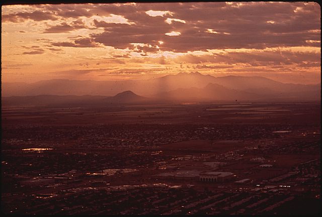 SUNRISE_OVER_SUPERSTITION_MOUNTAINS