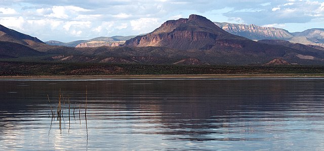 theodore roosevelt lake