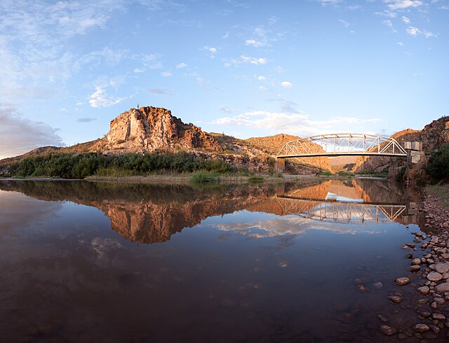 Bridge_over_Salt_River