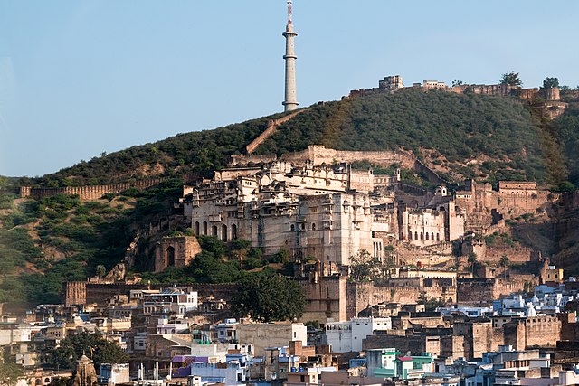 Garh_Palace