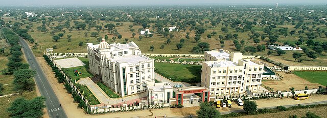 Divine_school