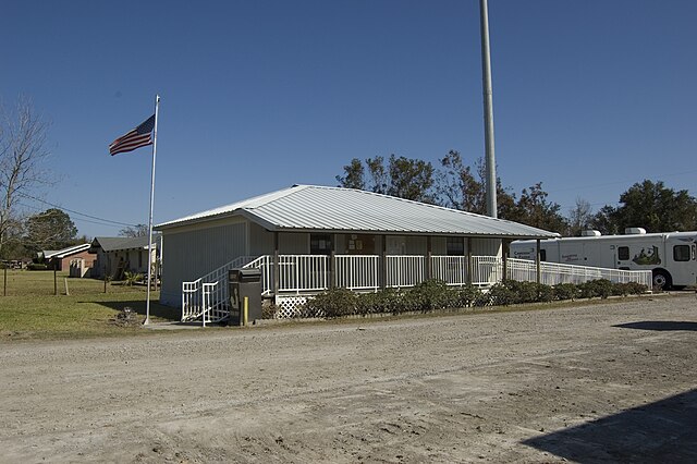 Hackberry_Library_Annex_in_Louisiana