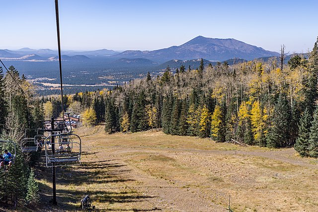 Fall_color_scenic_skyride_at_the_Arizona_Snowbowl