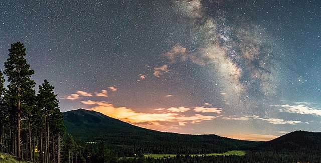 Humphreys_Peak_San_Francisco_Peaks