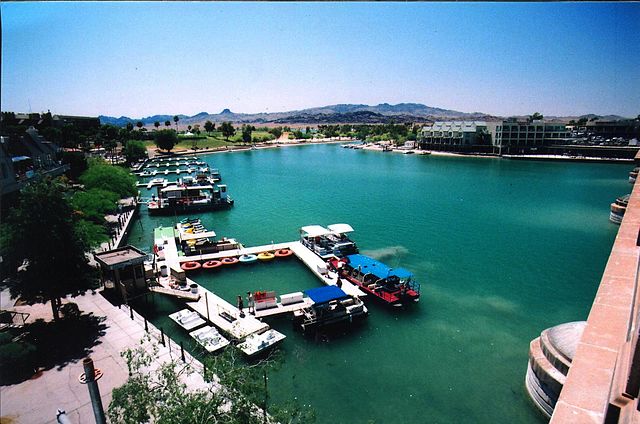 Lake_Havasu_City_AZ_USA_