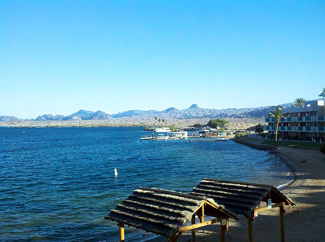 Lake_Havasu_from_the_Balcony_at_The_Nautical_