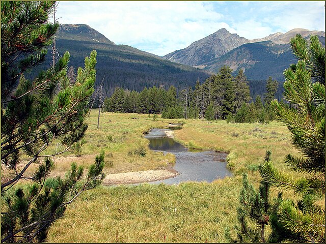 Little_Colorado_River_Rocky_Mount