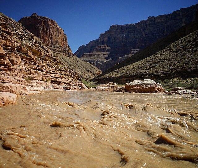 Muddy_Little_Colorado_River