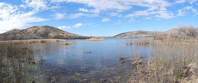 Patagonia_Lake_2011