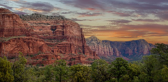 Red_Rocks_of_Sedona_Arizona