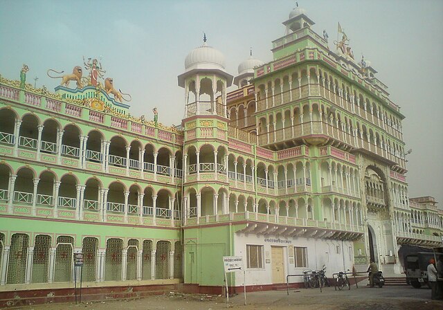 Side_view_of_Rani_Sati_temple_Jhunjhunu