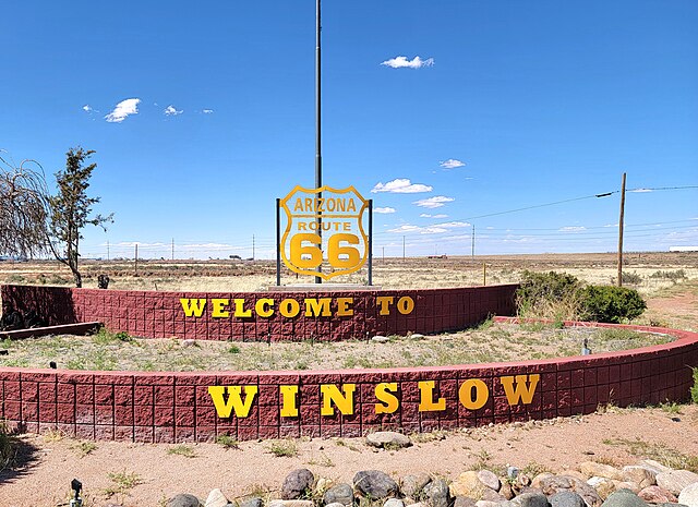 Welcome_to_Winslow_sign