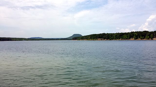 Greers_Ferry_Lake