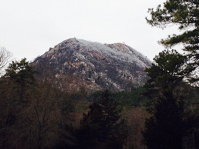 Pinnacle_Mountain