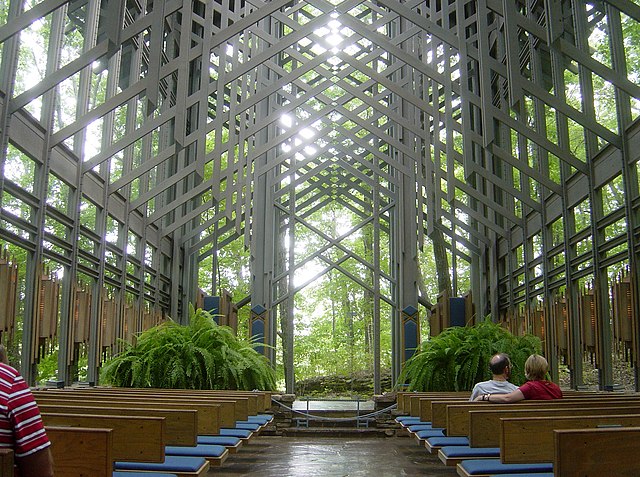 ThorncrownChapel