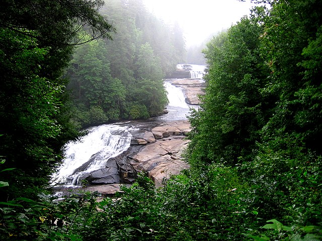 Triple_Falls_North_Carolina
